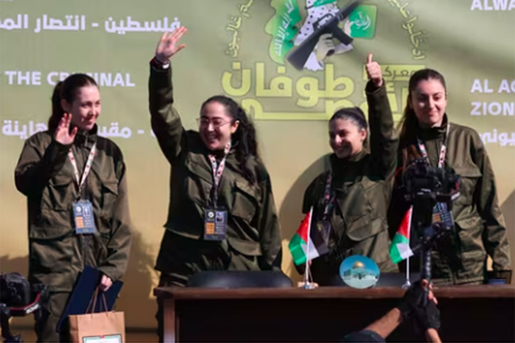 Dibebaskan, 4 Tentara Wanita Israel Ucap Terima Kasih pada Hamas