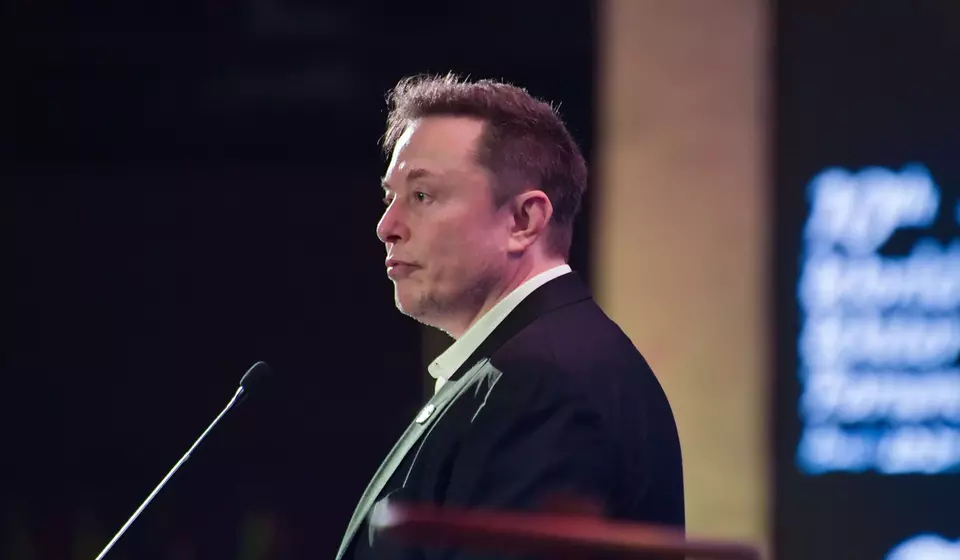 Elon Musk Masih Rajanya: 5 Orang Terkaya di Dunia 2025!