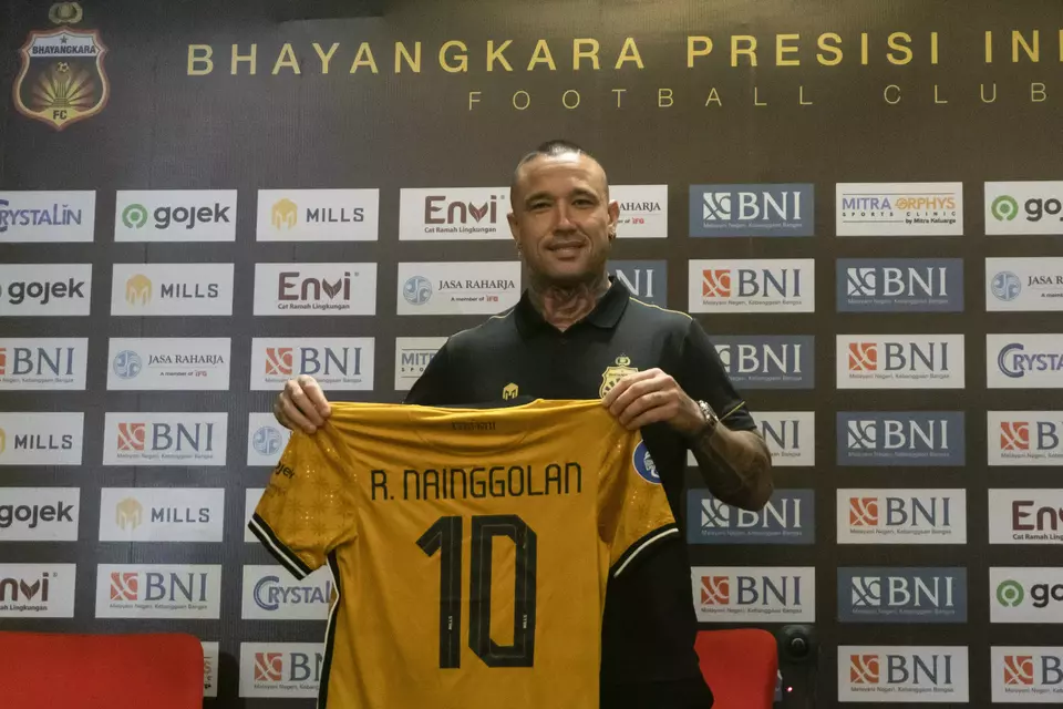 Kenali Klub Sepak Bola Radja Nainggolan, Termasuk dari Indonesia!