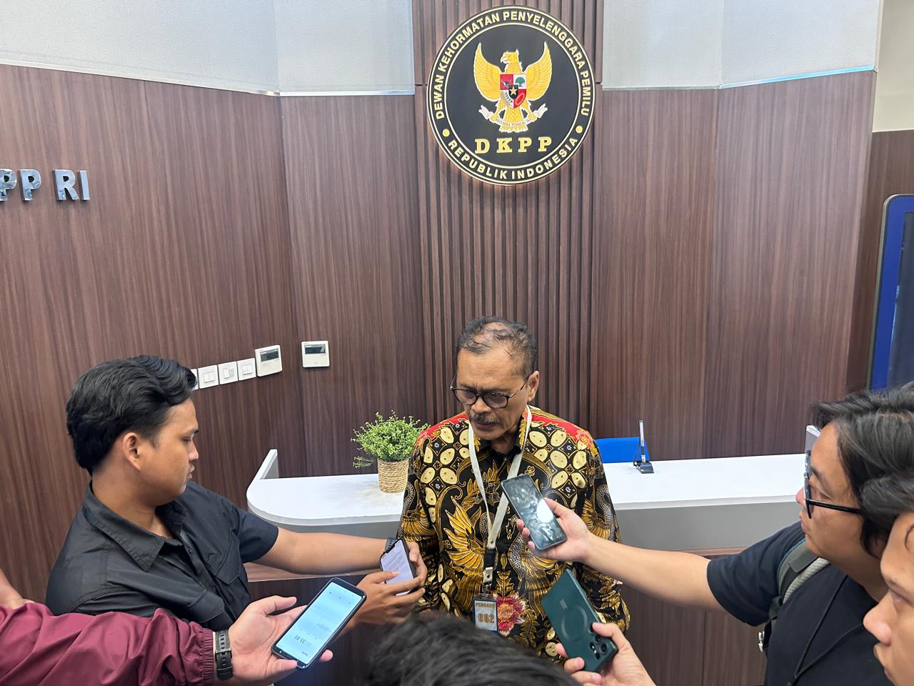 Komisioner KPU Barito Utara Diperiksa DKPP, Diduga Langgar Bawaslu