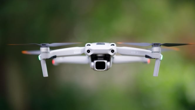 Menjelajahi Langit: Drone Terbaik untuk Rekam Momen Januari 2025