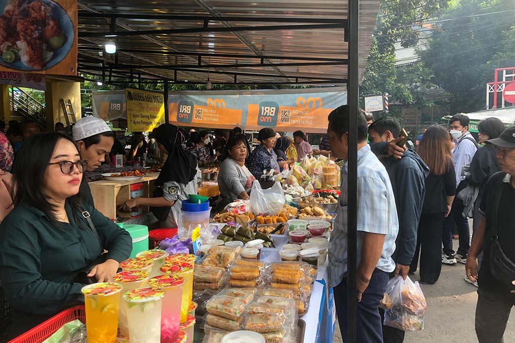 5 Tempat Warung Takjil Terfavorit di Jakarta: Dari Jalan Panjang ke Pasar Benhil!