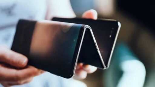 Bocoran Ponsel Lipat Tiga Samsung: Galaxy G Fold Mengusung Desain Baru!