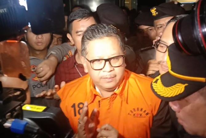 Hasto Usai Ditahan: Tak Menyesal, Beri Pernyataan Soal Jokowi