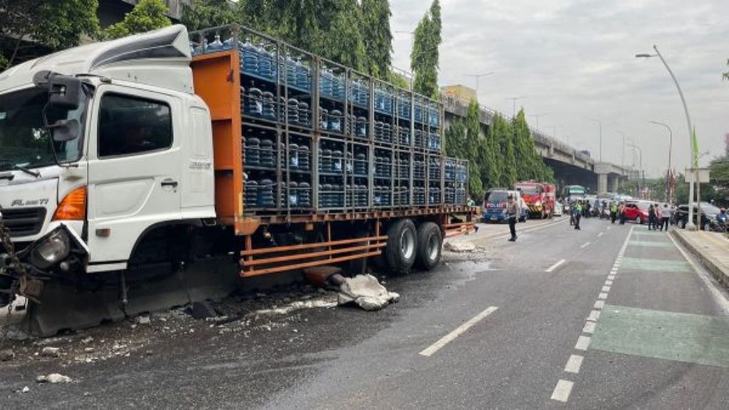 KPBB Desak Market Leader AMDK Galon Bertanggung Jawab Usai Kecelakaan Maut GT Ciawi