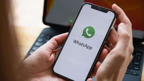 Kenapa WhatsApp Tiba-Tiba Keluar dan Minta Verifikasi? Ini Penyebabnya!