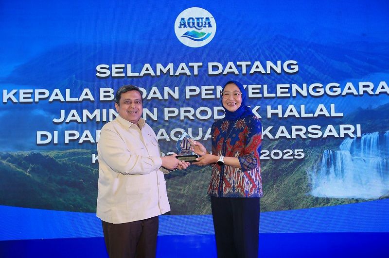 Kepala BPJPH: Aqua Taat dan Halal, Konsumsi Tanpa Ragu!