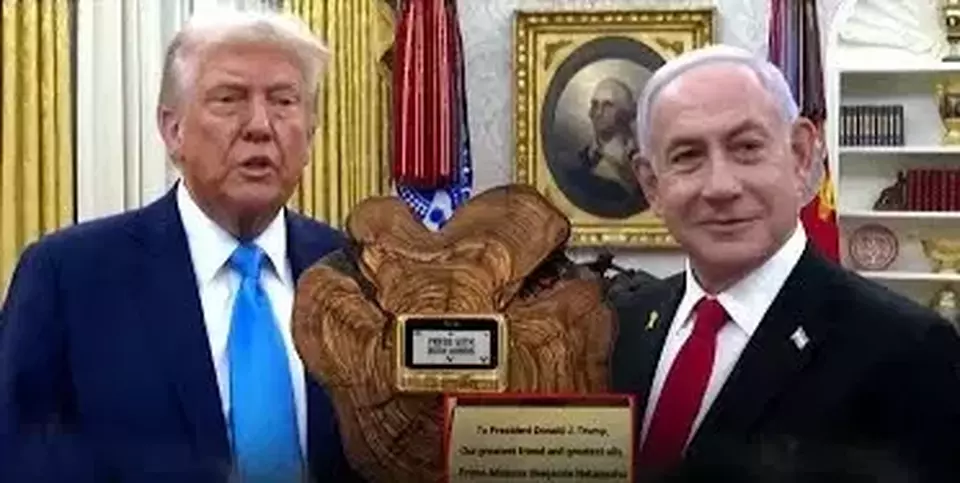 Pager Emas Hadiah Netanyahu ke Trump: Simbol Keunggulan Israel