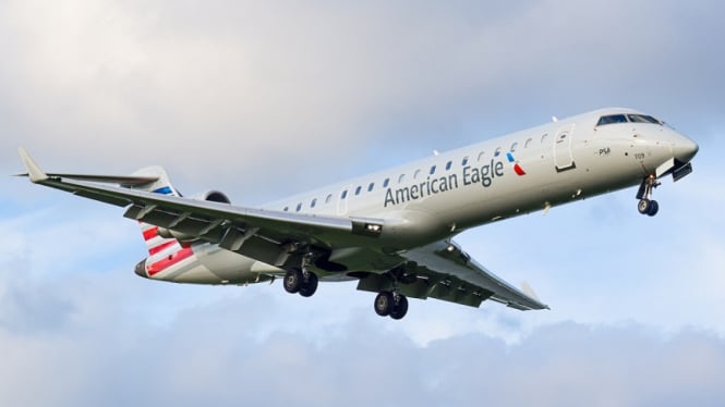 Pakar Ungkap: Teknologi Anti Tabrakan American Airlines Nonaktif!