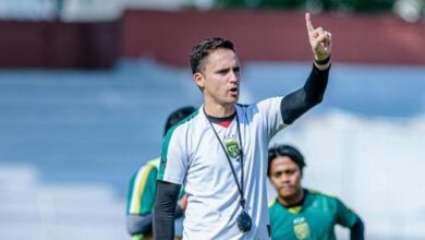 Paul Munster Terancam Dipecat, Persebaya Beri Deadline 2 Laga!