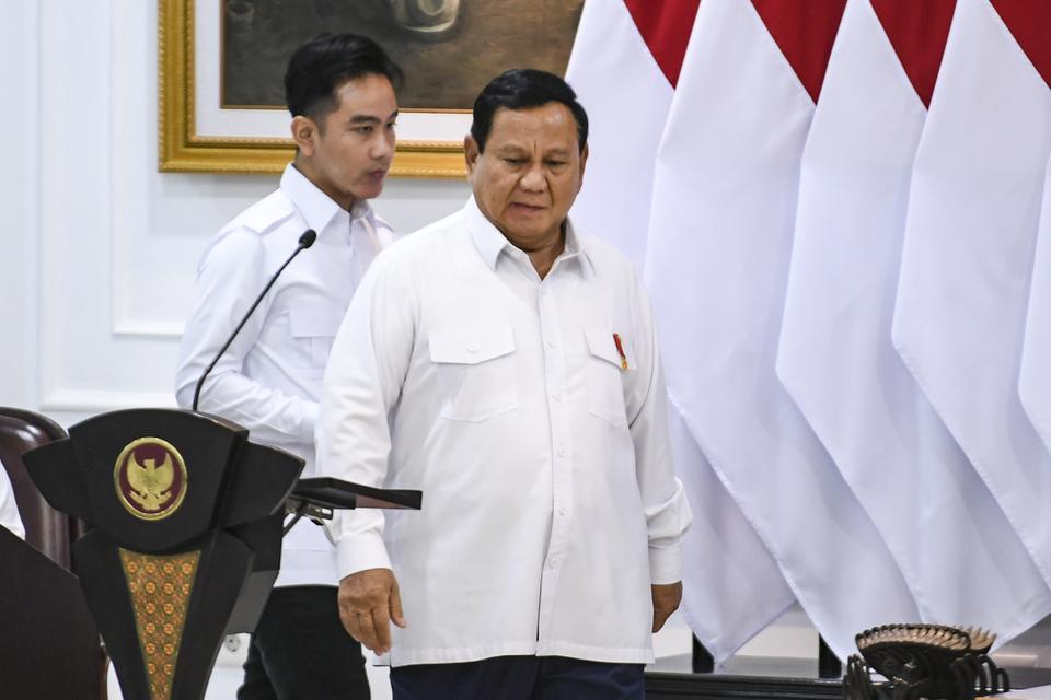 Penipuan Bansos Pakai AI Wajah Prabowo, Ratusan Korban Rugi!