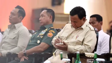 Presiden Prabowo Beri Sinyal Pemecatan untuk Menteri Tak Becus!