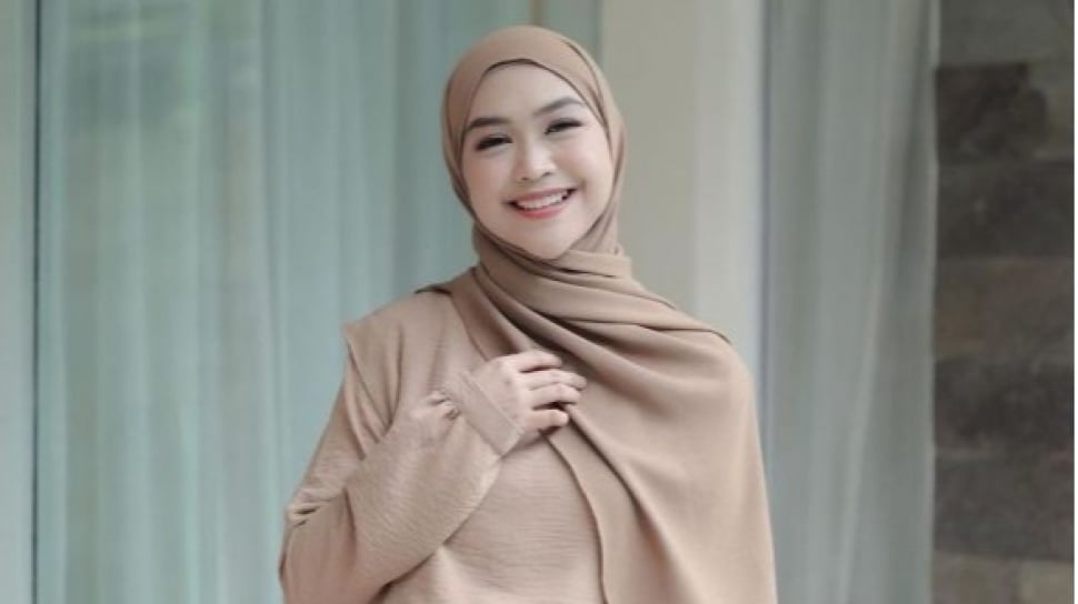 Ria Ricis Berikan Jawaban Menohok Soal Endorse Shella Saukia