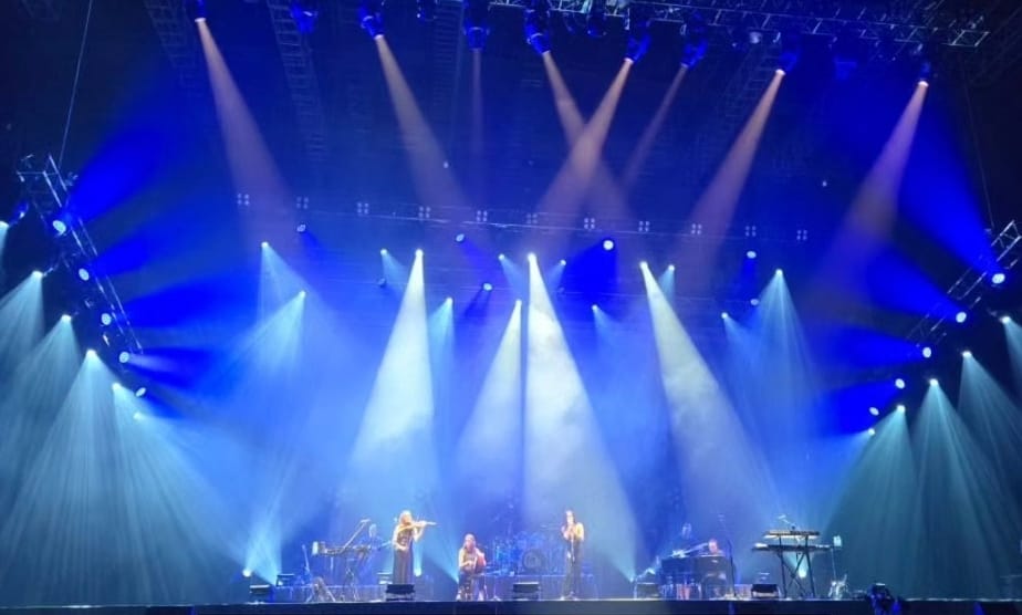 The Corrs Buka Konser Jakarta dengan Hit 'Only When I Sleep'