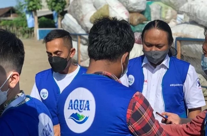 AQUA Jadi Pelopor Daur Ulang PET Pertama di Indonesia!