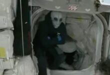 Alien Terekam di ISS Saat Astronot Terdampar Berjuang Kembali