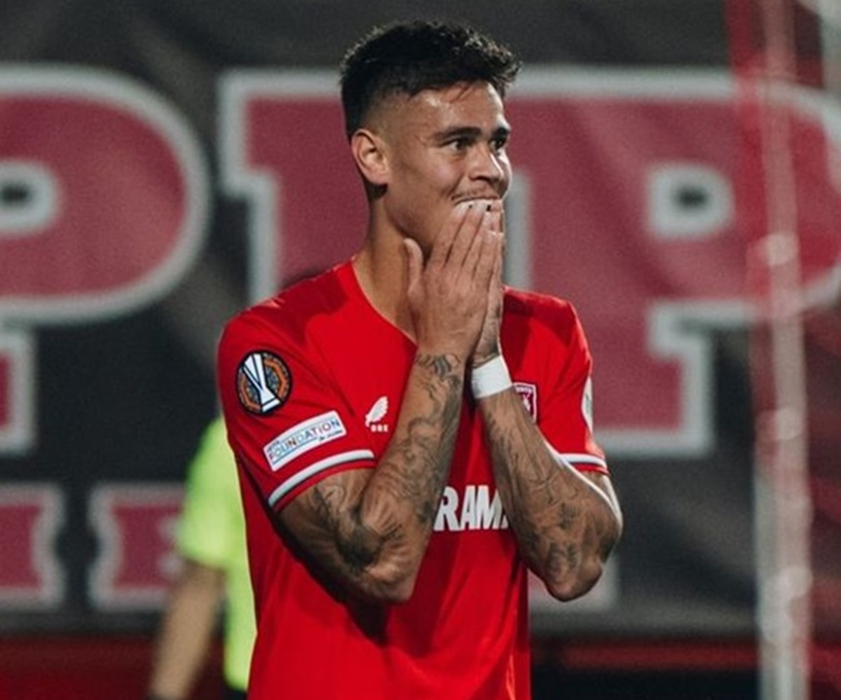 Curhat Mees Hilgers: Kenapa FC Twente Selalu Sulit Menang Tandang?