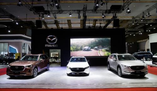 Hebat! Mazda Raih 243 Pemesanan di IIMS 2025, CX-5 Jadi Favorit!