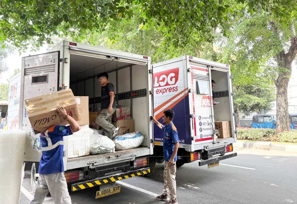 Jelang Lebaran, Pengiriman Barang KAI Logistik Alami Lonjakan!