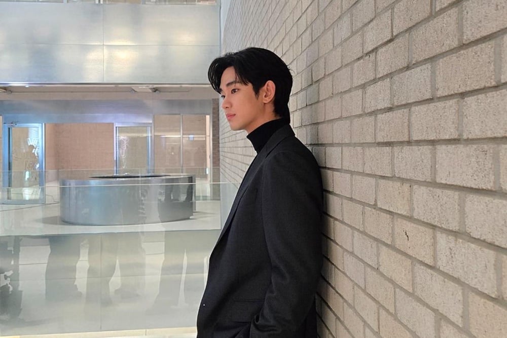 Kim Soo Hyun Kehilangan Gelar Aktor Tertinggi, Siapa Penggantinya?