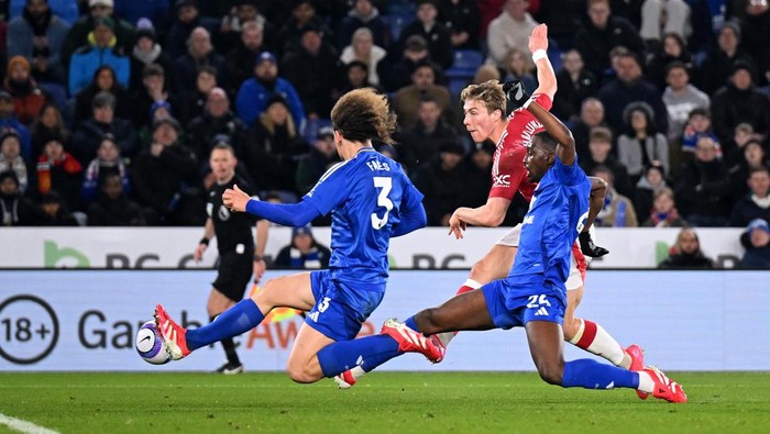 Man United Tunggalkan Leicester 1-0 di Babak Pertama Pertandingan!