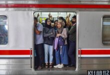 Penumpang KRL Boleh Buka Puasa di Kereta, Simak Aturannya!