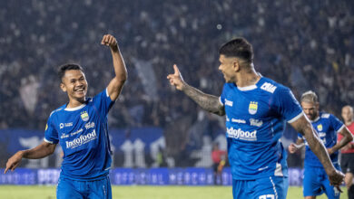 Persib Bidik Kemenangan Keempat Melawan Persebaya di Liga