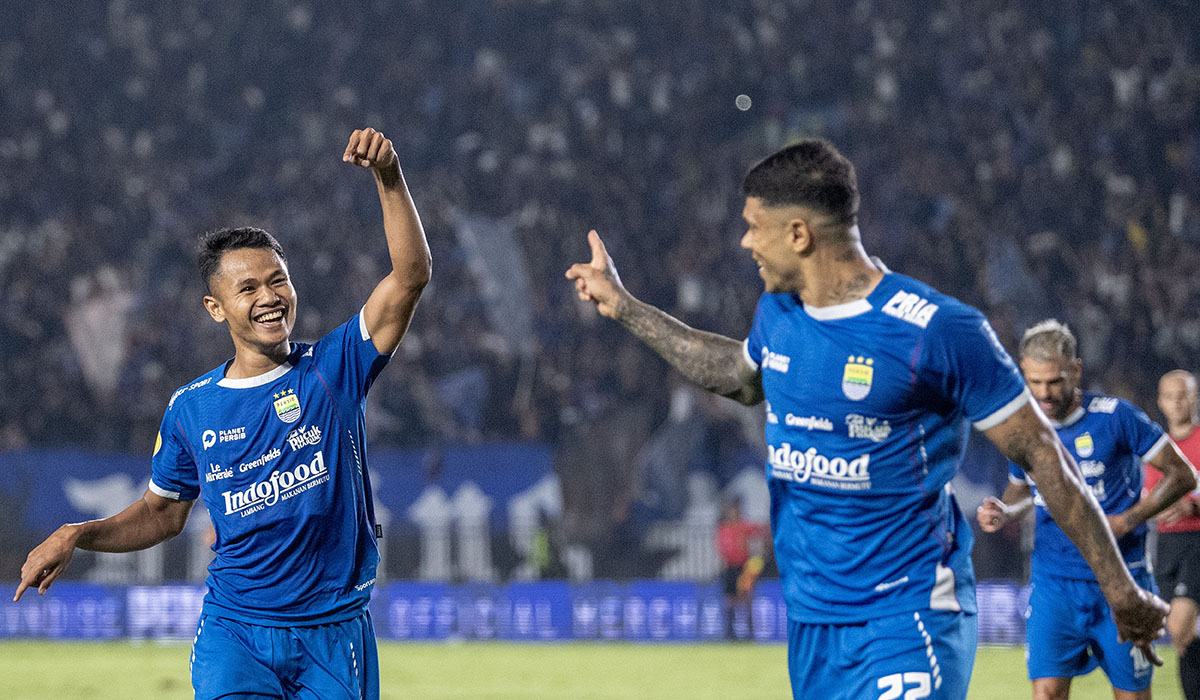 Persib Bidik Kemenangan Keempat Melawan Persebaya di Liga