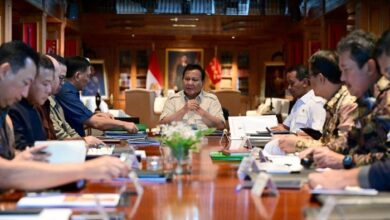 Prabowo Bahas Proyek Hilirisasi di Rapat Bareng Menteri di Hambalang