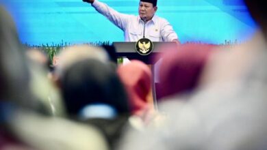 Prabowo: Banyak Menteri Belum Gajian, Tapi Tak Ngeluh!