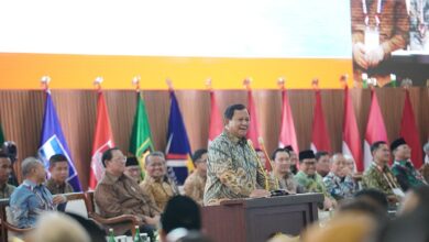 Prabowo Undang Menteri Kabinet Merah Putih Buka Puasa di Istana