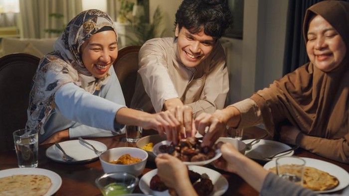 Rekomendasi Menu Sahur: Tetap Bertenaga dan Fokus Saat Puasa