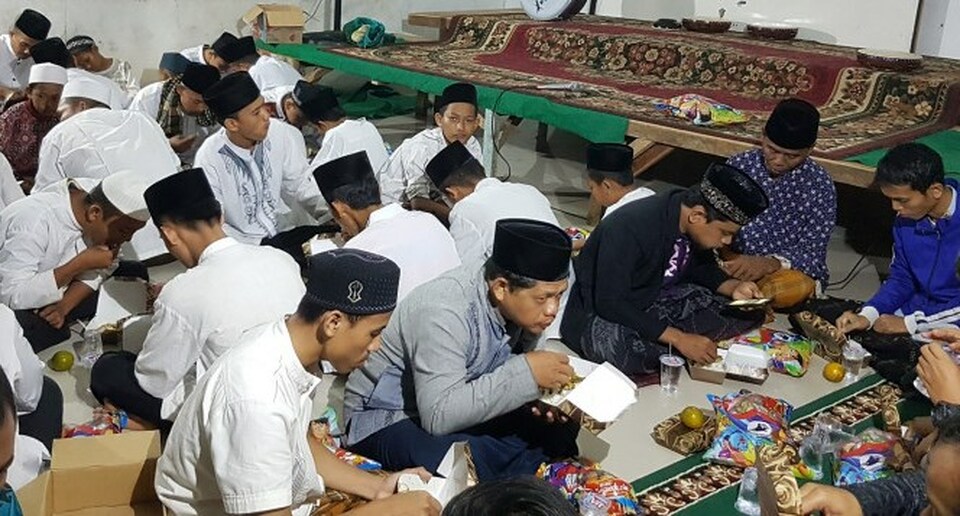 Sahur hingga Ngabuburit: Menyelami Makna dalam Perspektif Islam