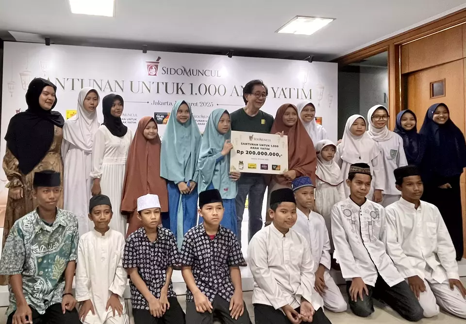 Sido Muncul Berbagi: Salurkan Rp 200 Juta untuk 1.000 Anak Yatim