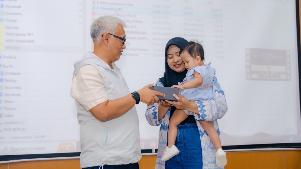 Skrining Kesehatan Pendengaran Anak Cegah Speech Delay