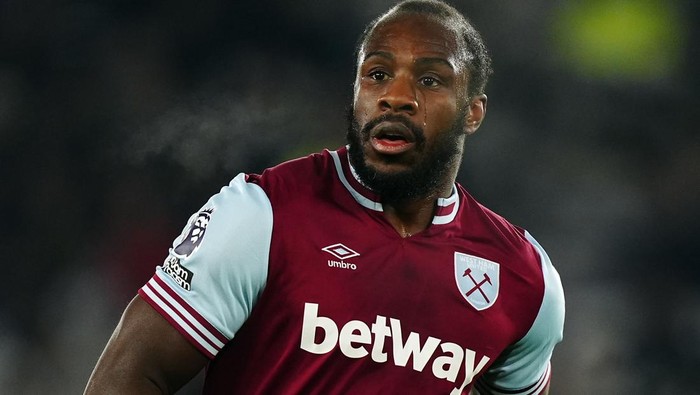 Striker West Ham Michail Antonio Ungkap Kisah Kecelakaan Horor