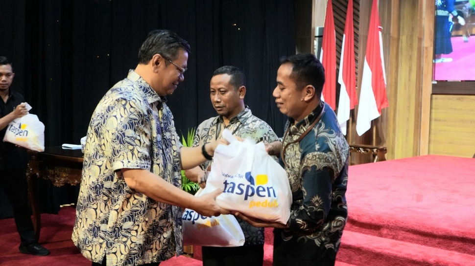 Taspen Salurkan 7.300 Paket Sembako untuk Warga Terdampak