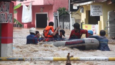 Tips Penting Minimalkan Risiko Leptospirosis Saat Terkena Banjir