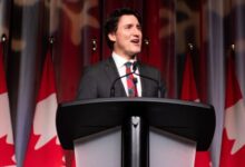 Trudeau Balas Trump: Tarif 25% untuk Barang AS Berlaku Mulai Selasa!