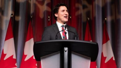 Trudeau Balas Trump: Tarif 25% untuk Barang AS Berlaku Mulai Selasa!