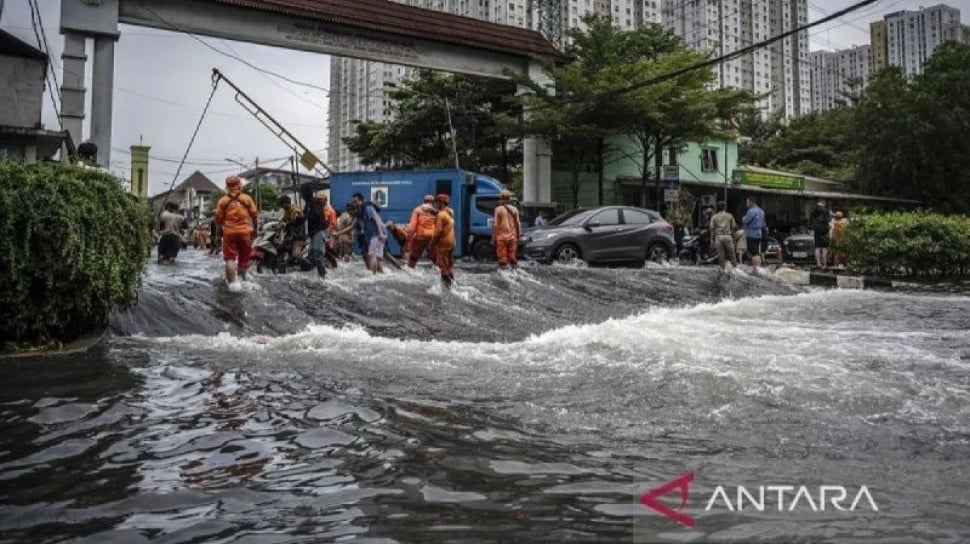 Waspada! Peringatan BMKG Cuaca Ekstrem Mudik Lebaran 2025