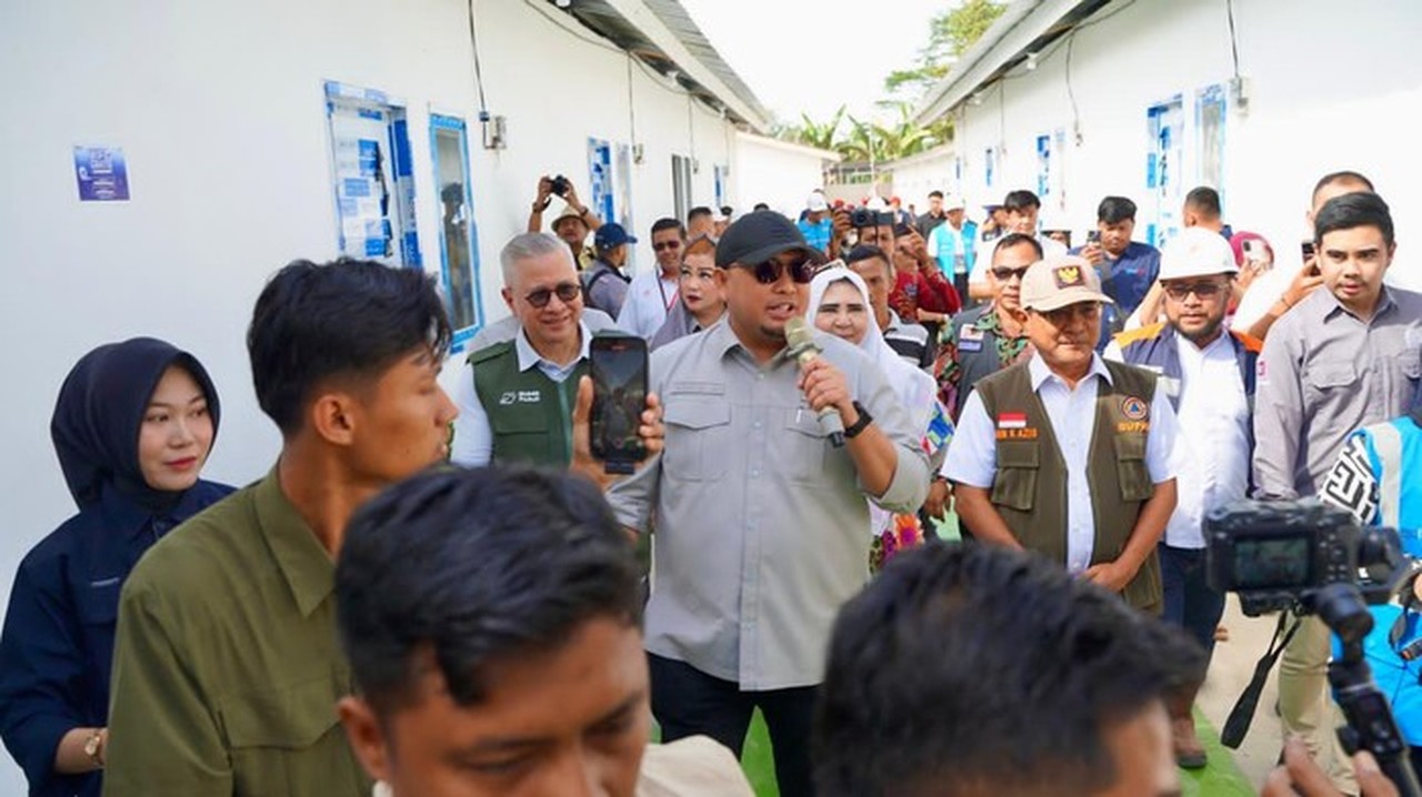 Komisi VI DPR Tinjau Huntara di Sumbar, Progres 90% dalam 8 Hari Kerja