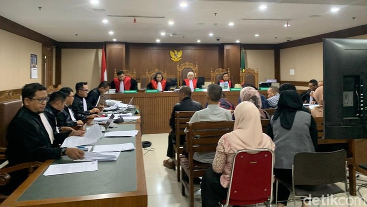 Saksi Kasus Pemerasan TKA Kemnaker: Diminta Bilang Duit ‘Uang Terima Kasih’ ke Penyidik KPK Saksi Kasus Pemerasan TKA Kemnaker: Diminta Bilang Duit ‘Uang Terima Kasih’ ke Penyidik KPK