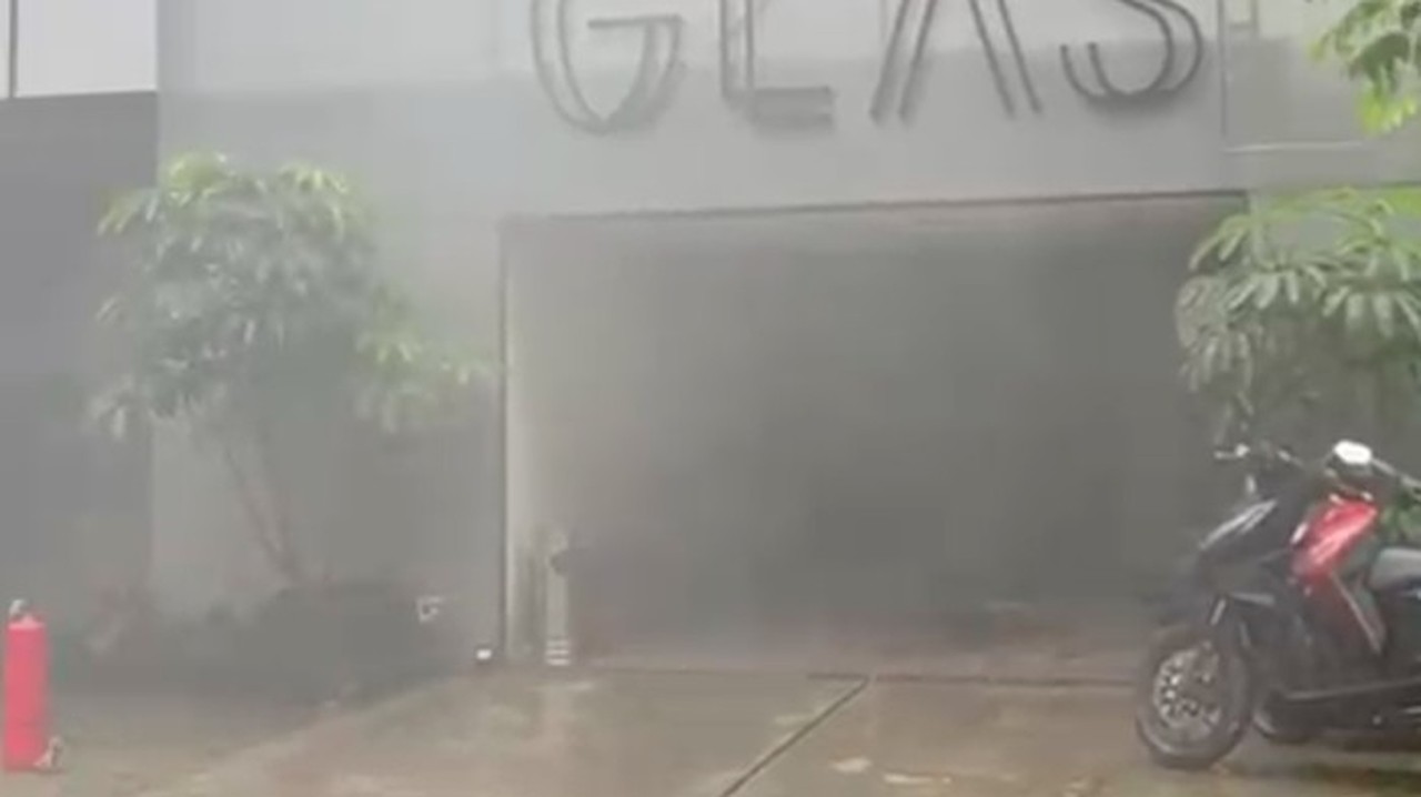 Kebakaran Rumah Sekaligus Kafe di Cempaka Putih, Jakarta Pusat, Penyebab Masih Diselidiki Kebakaran Rumah Sekaligus Kafe di Cempaka Putih, Jakarta Pusat, Penyebab Masih Diselidiki