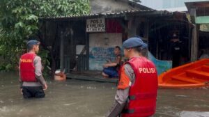 Banjir Jakarta Meluas, Polda Metro Jaya Kerahkan Brimob, Polair, dan Lantas