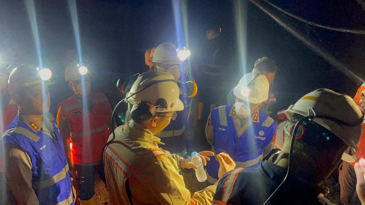 Kapolda Jabar Tinjau Tambang Emas Bogor Pasca Kebakaran Tewaskan 11 Penambang