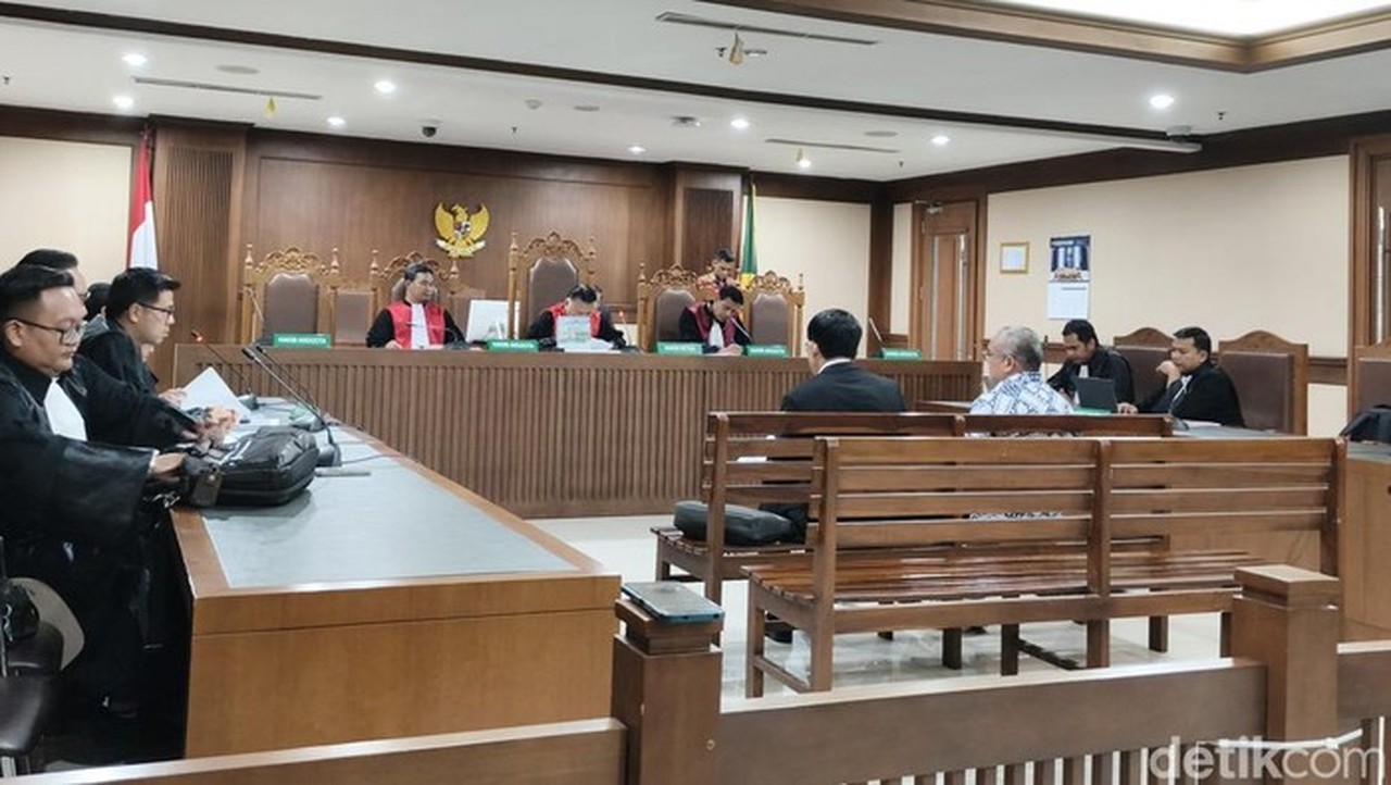 Ahli Sebut PK Emirsyah Satar Bisa Diajukan karena Pengulangan Perkara atau Kekhilafan Hakim