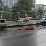 Jalan Gatot Subroto Berlubang, Pengendara Keluhkan Bahaya dan Minta Perbaikan Segera
