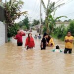 Banjir Keempat Bulan Ini, Warga Pamarayan Serang Mengungsi ke Tetangga