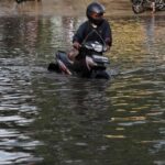 Jalan Daan Mogot Jakarta Barat Terendam Banjir, Ketinggian Air Mencapai 40 Cm